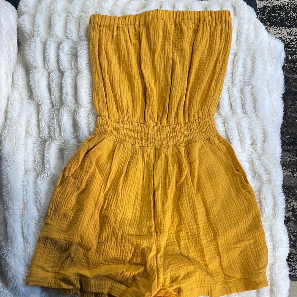 Women’s Yellow Romper Medium